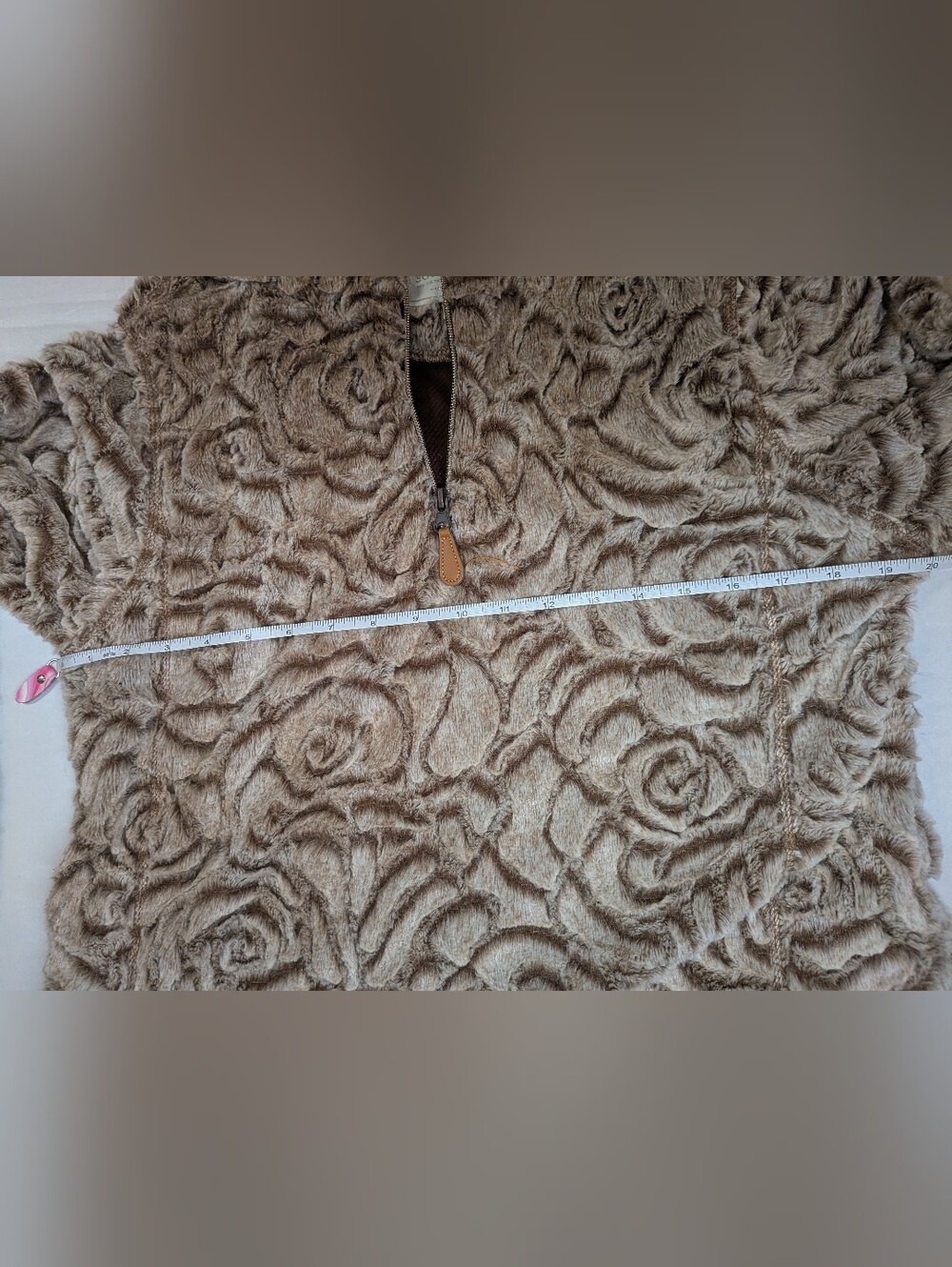 Simply Southern Faux Fur Pullover size S - Picture 6 of 9